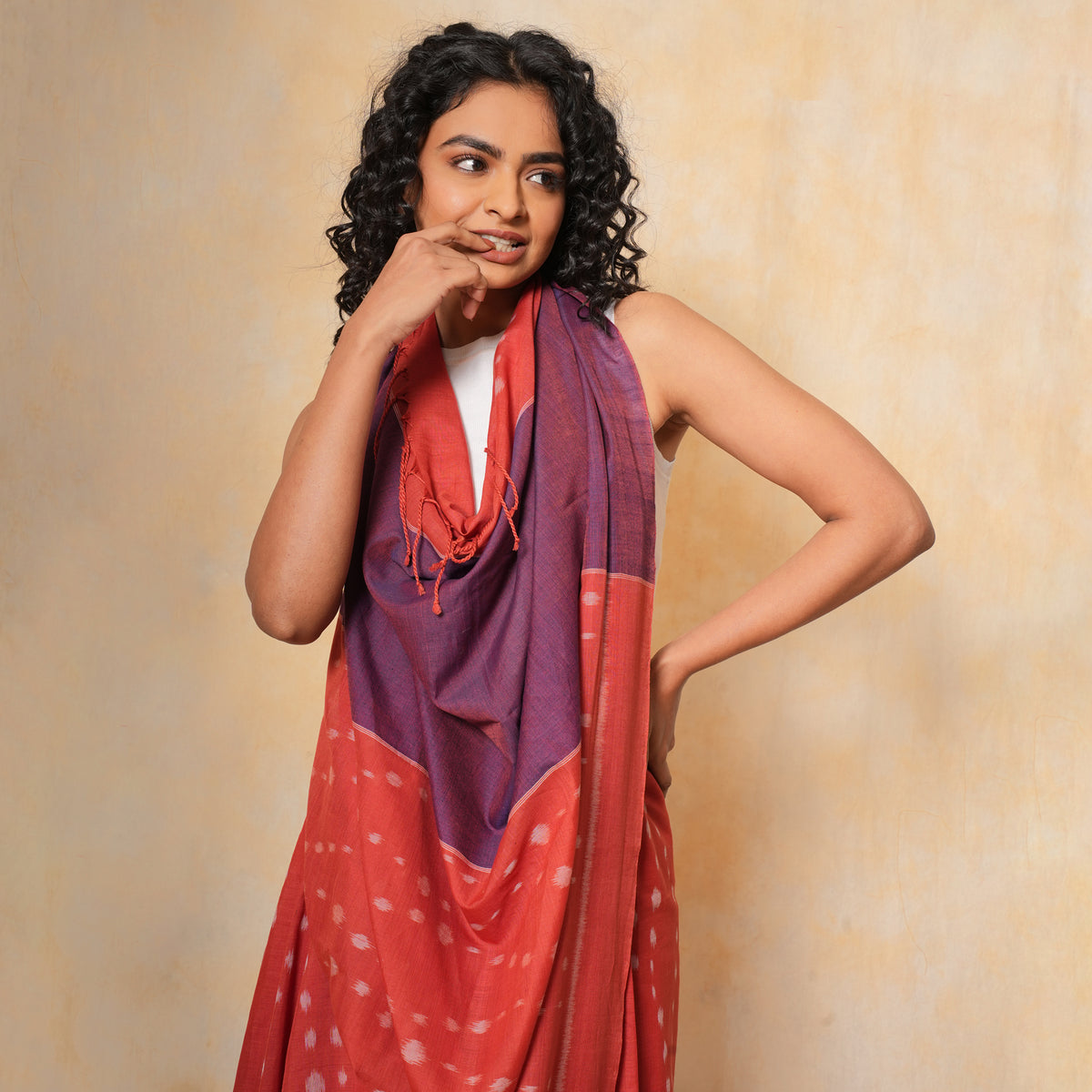 MOTI Handloom Cotton Ikat Saree - Red