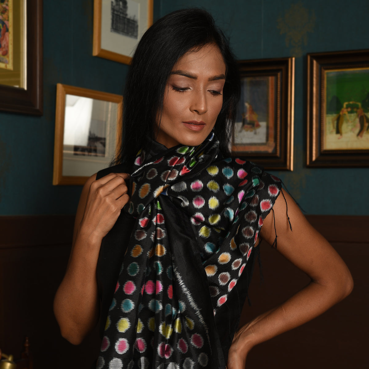 POLKA DOT Silk Handwoven Ikat Stole - Mutlicolour