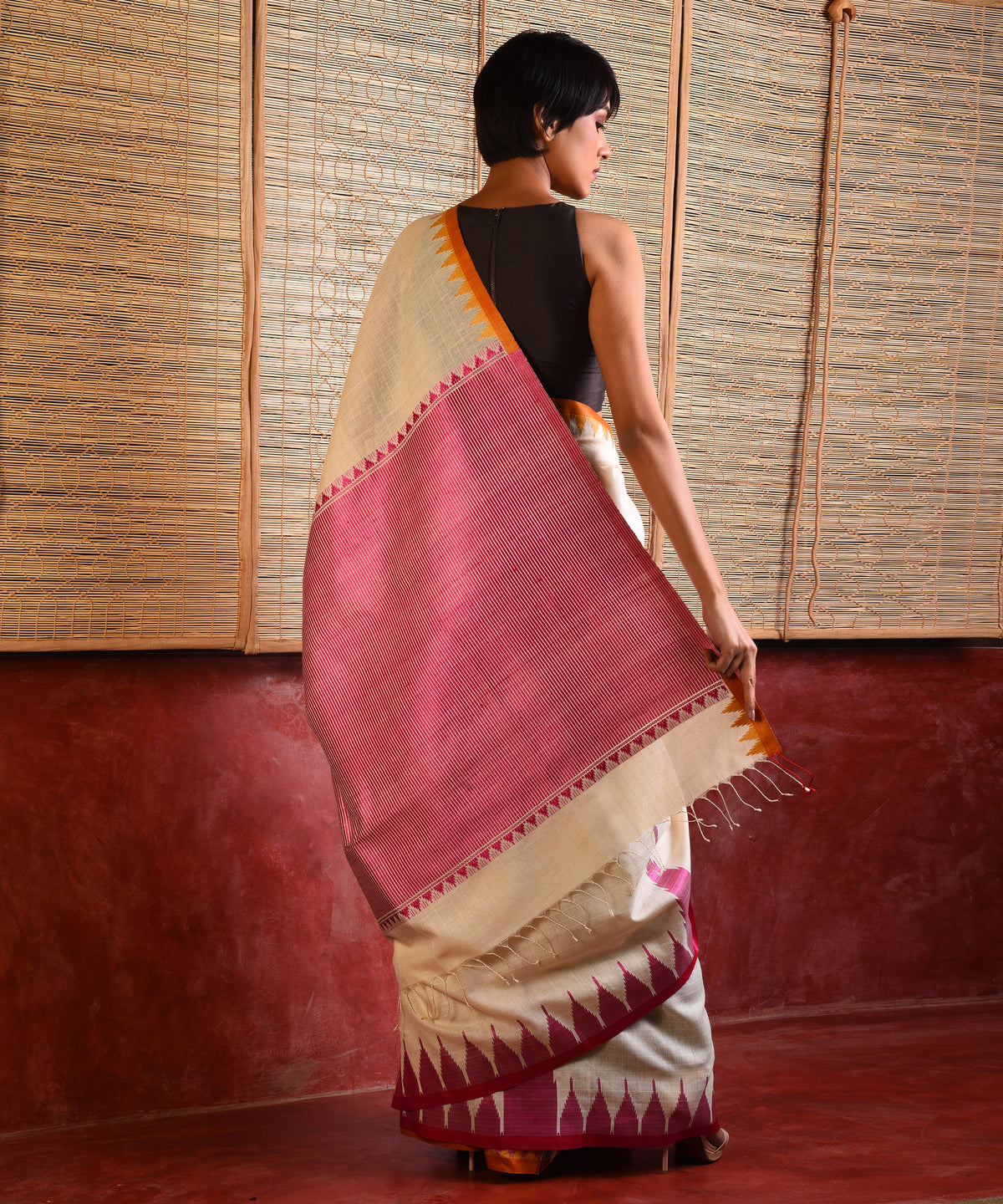 DESI KUMBHA Tussar/Cotton Handwoven Saree - Ivory Pink
