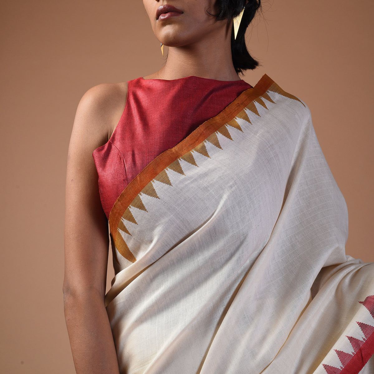 DESI KUMBHA Tussar/Cotton Handwoven Saree - Ivory Golden Red Border
