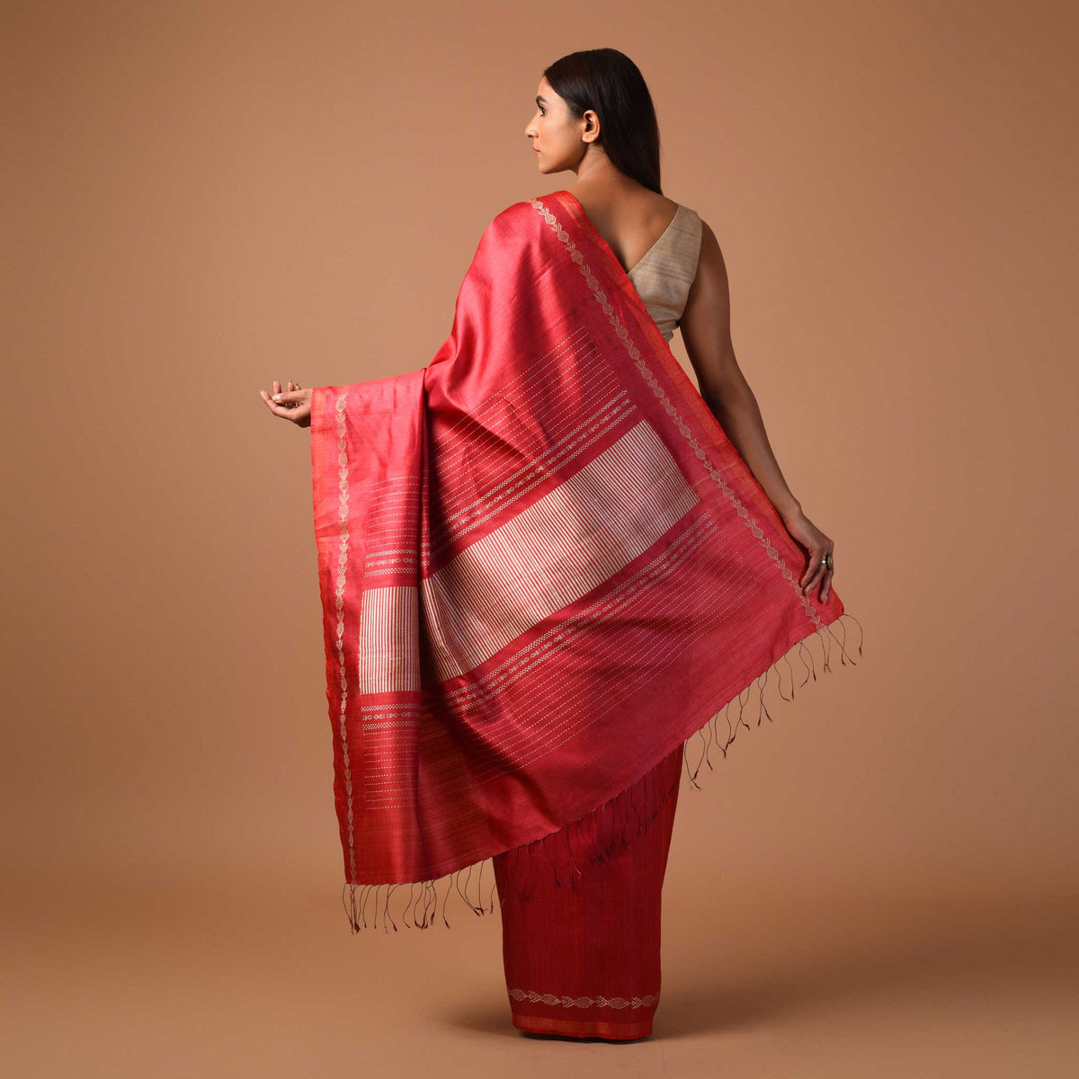 MACHLI (FISH) Handwoven Tussar Silk Saree - Red