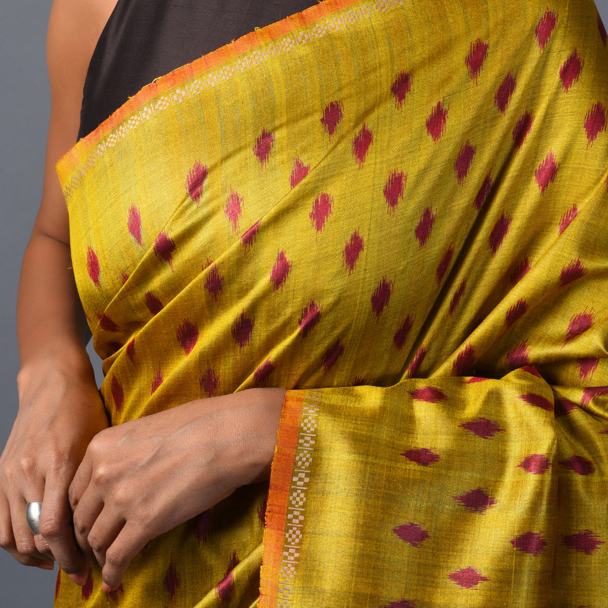 IKAT TUSSAR Thippa Long Pallu Handwoven Silk Saree - Lemon Green
